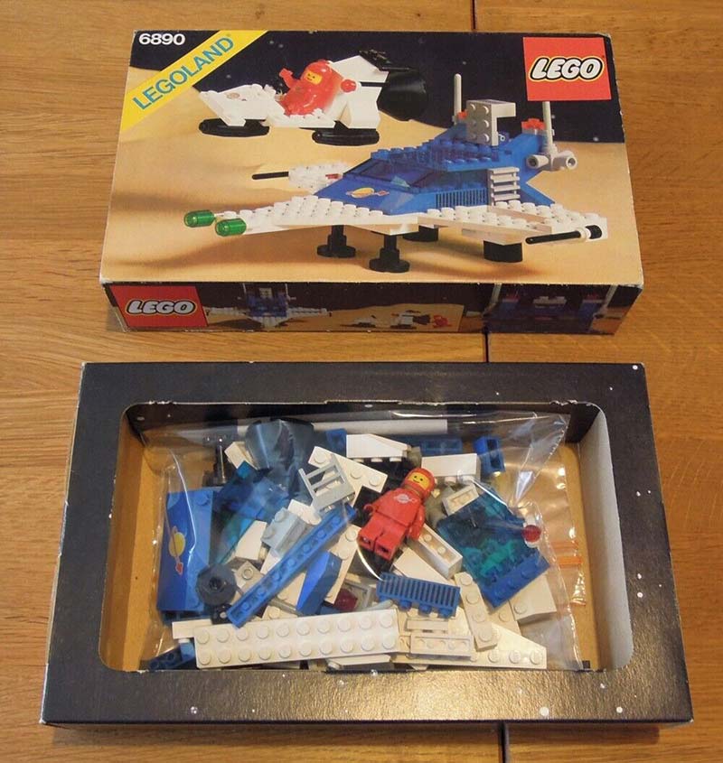 Lego 6890 Cosmic Cruiser - the box
