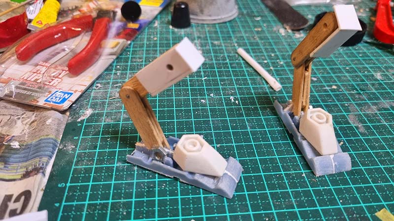 Scratch built robot - progress - the legs